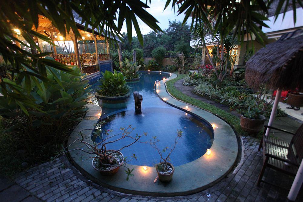 Sanur Seaview Hotel Екстер'єр фото