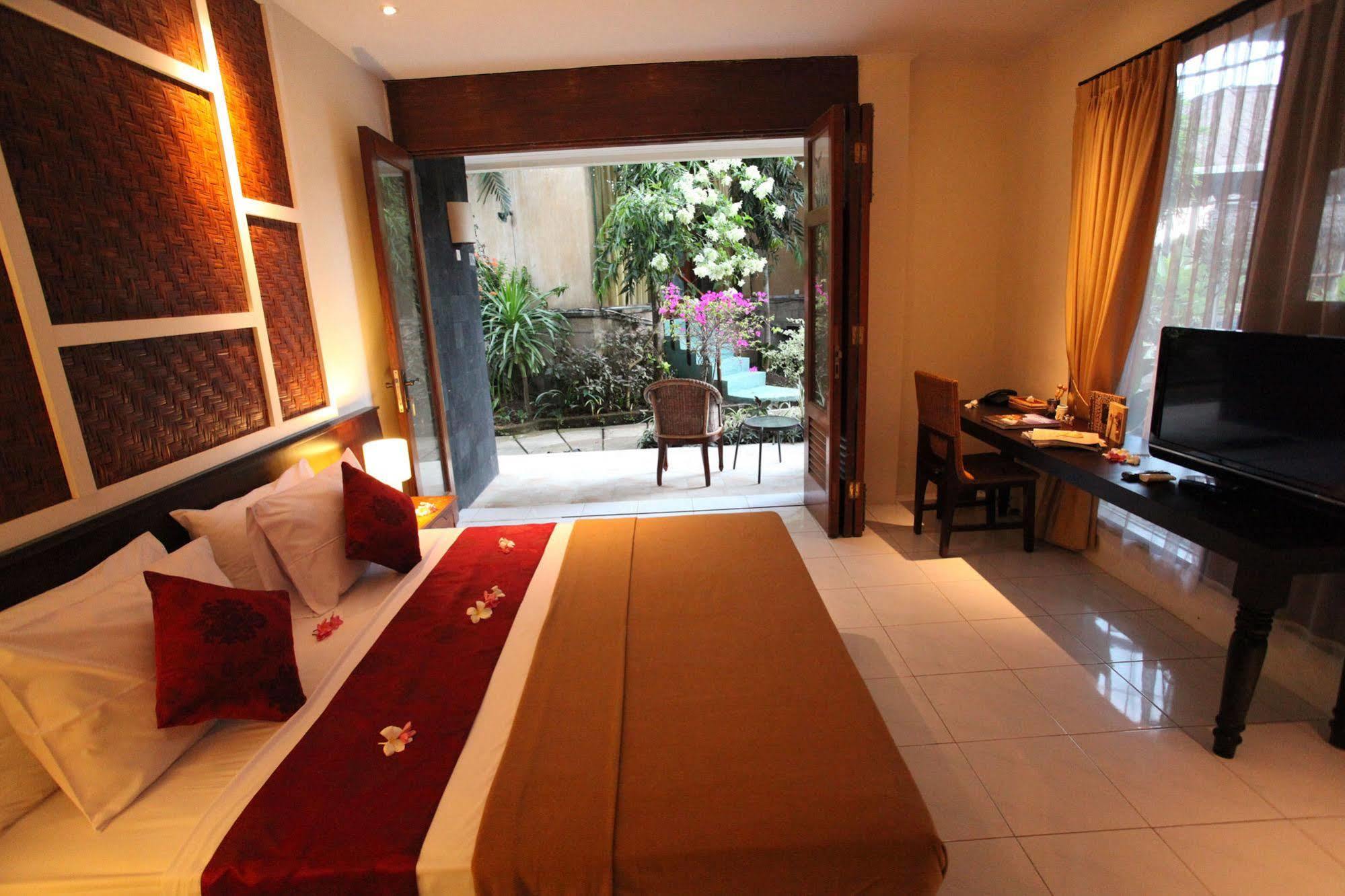 Sanur Seaview Hotel Екстер'єр фото